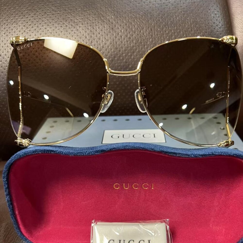 Gucci GG0252S Gold Square Sunglasses · 63mm Oversized · Brown Lenses